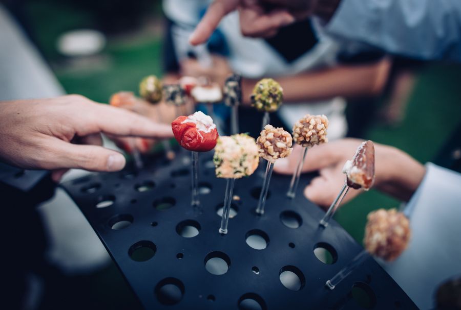 Detalle de catering en una boda organizada por Magic Experience